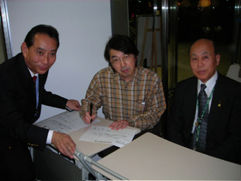 080206_1y.jpg